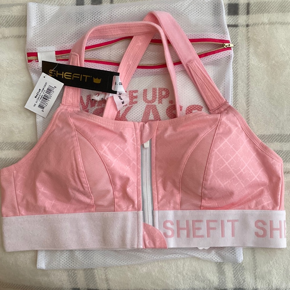 BN Shefit Ultimate Sports Bra in Confident